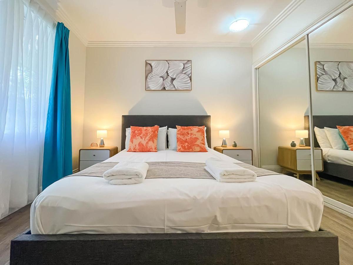 ทรินิตี้ ลิงก์ รีสอร์ต Aparthotel แคนส์ ภายนอก รูปภาพ
